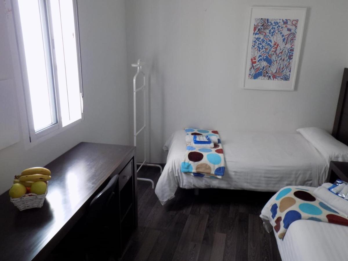 Residencia Viriato Hostel Sevilla Kültér fotó