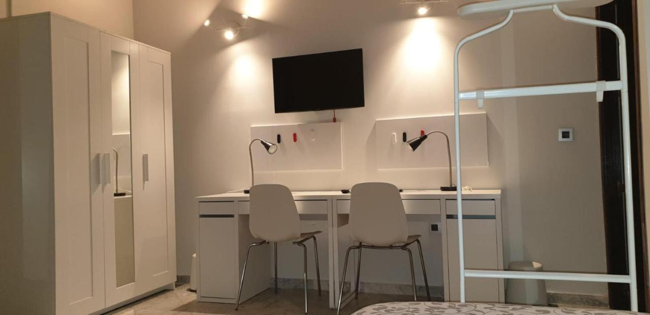 Residencia Viriato Hostel Sevilla Kültér fotó