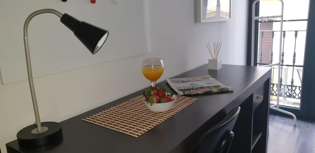 Residencia Viriato Hostel Sevilla Kültér fotó