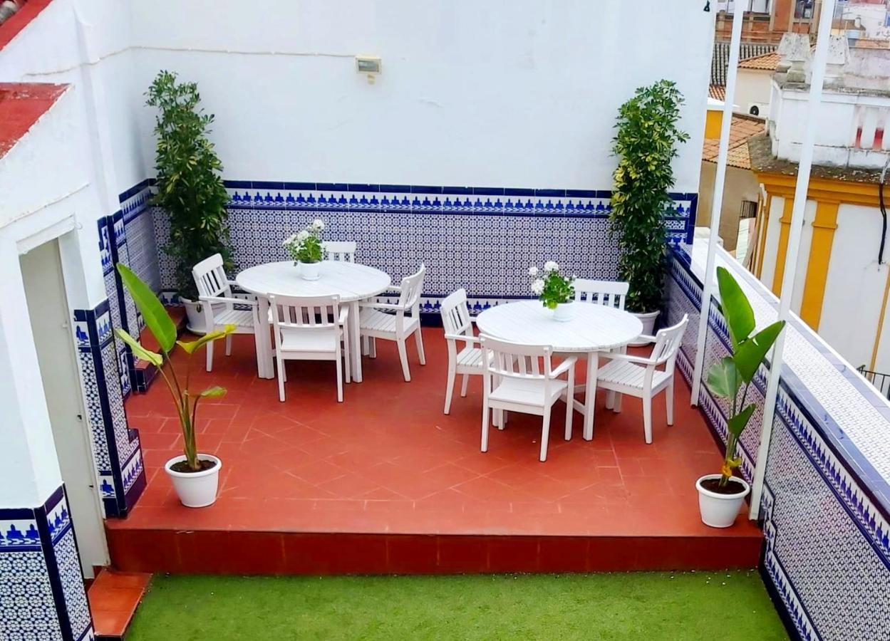 Residencia Viriato Hostel Sevilla Kültér fotó